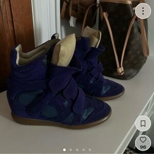 Stylish Purple High-Top Women's Sneakers